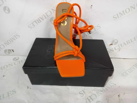 BOXED PAIR OF EGO FIAT WIDE FIT OPEN TOE HEELED SANDALS IN ORANGE UK SIZE 3