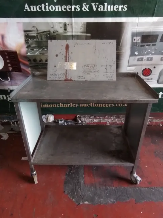 COMMERCIAL METAL WORKSTATION 