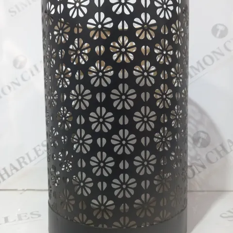 BOXED LUXFORM SOLAR FLICKERING LANTERN