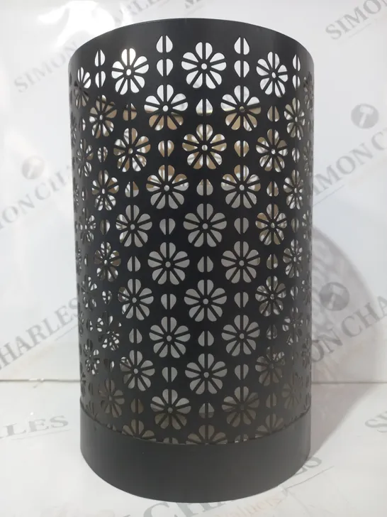 BOXED LUXFORM SOLAR FLICKERING LANTERN