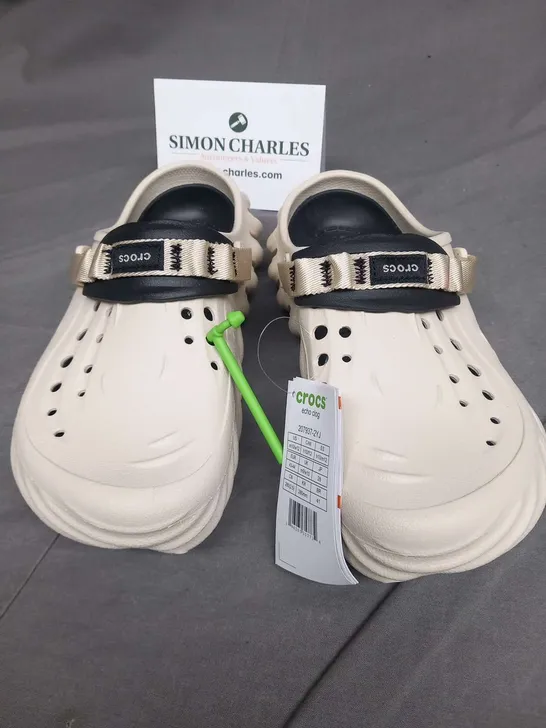 CROCS ECHO CLOG SIZE 9