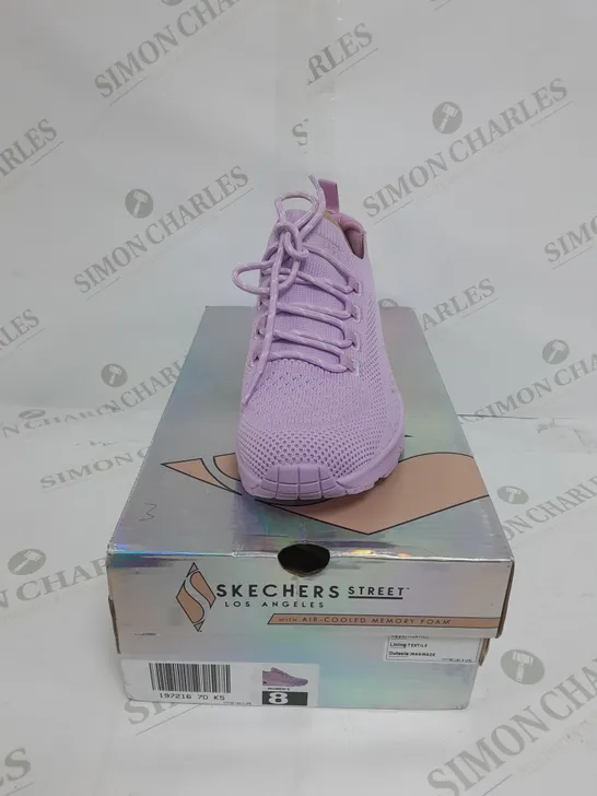 BOXED PAIR OF SKECHERS UNO EVERYWEAR LACE UP TRAINERS IN PURPLE SIZE 5