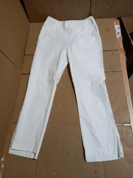 MARLA WYNNE WHITE ELASTICATED CROPPED TROUSER WITH POCKET DETAIL SIZE 12