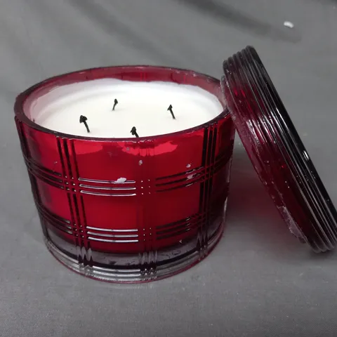 BOXED SLATKIN & CO SCARLET WOODS SCENTED CANDLE