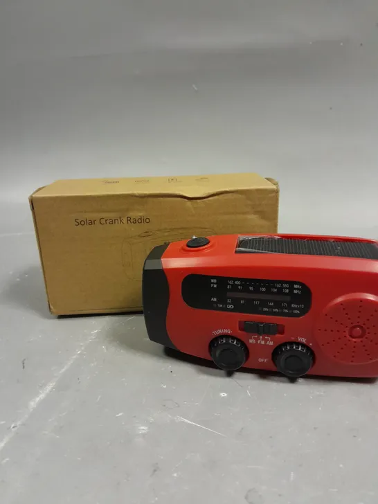 BOXED MD-086 SOLAR CRANK RADIO 