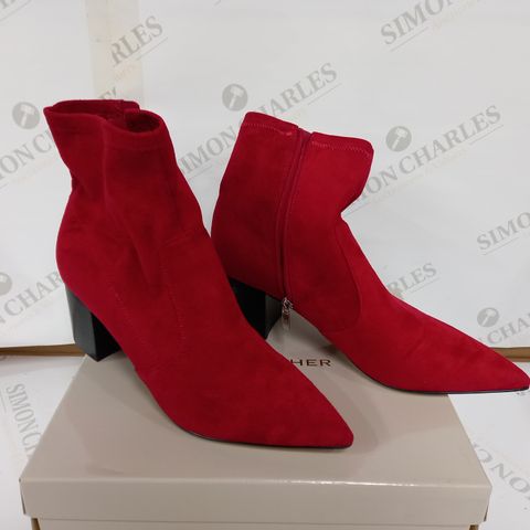 BOXED PAIR OF MARC FISHER BOOTS (RED, SIZE 9M)