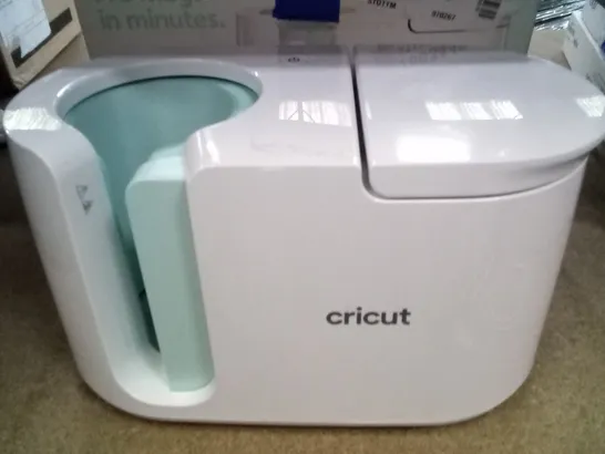 CRICUT MUG PRESS