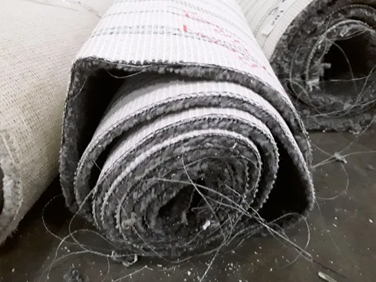 ROLL OF QUALITY DARK GREY CARPET