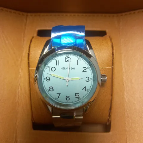 HELMA DH STAINLESS STEEL WATCH IN WOODEN GIFT BOX