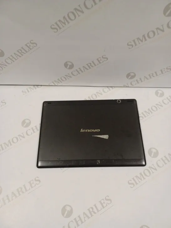 LENOVO BLACK TABLET 