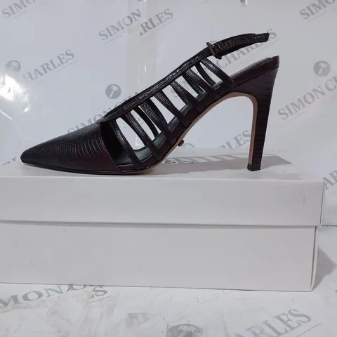 BOXED PAIR OF REISS DAPHNE SLINGBACK HEELS IN POMEGRANATE SIZE 6