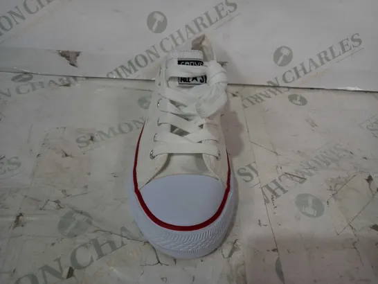 BOXED PAIR OF CONVERSE ALL STAR CANVAS SHOES IN WHITE EU SIZE 36