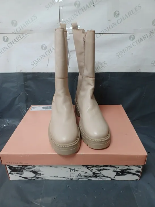 MODA IN PELLE LEATHER BOOTS CREAM SIZE EU 39