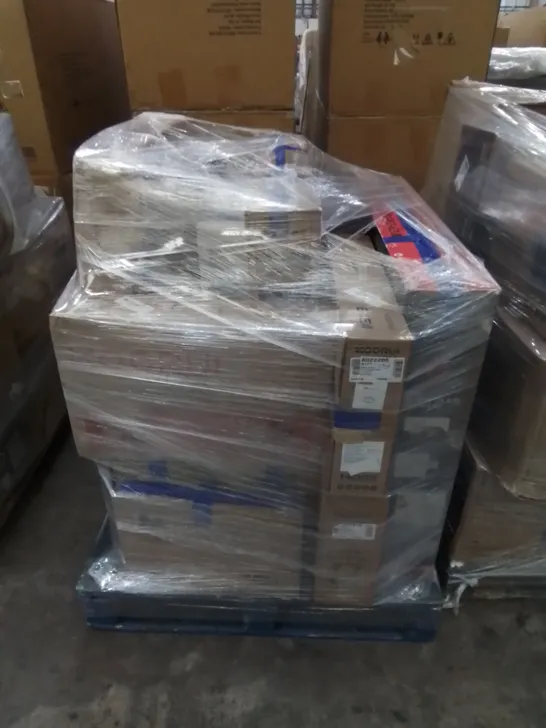 PALLET TO CONTAIN APPROXIMATELY 15 ASSORTED MONITORS INCLUDES