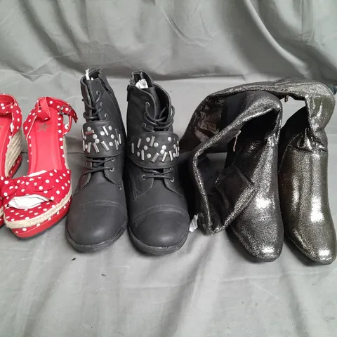 APPROXIMATELY 15 PAIRS OF LADIES SHOES. ASSORTED SIZES, COLOURS AND STYLES