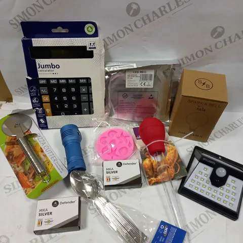 BOX OF APPROXIMATELY 20 ASSORTED HOUSEHOLD ITEMS TO INCLUDE TALA PORCELAIN LED BULB, LED STRIP LIGHTS, JUMBO CALCULATOR ETC 