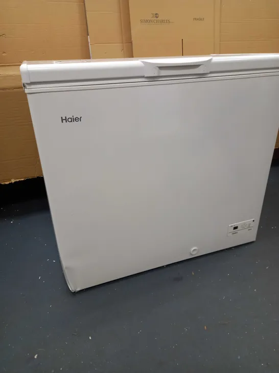 HAIER HCE203F FREESTANDING CHEST FREEZER 198L CAPACITY COLLECTION ONLY 