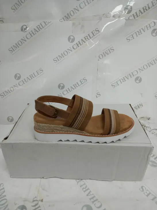 SKECHERS DESERT KISS HI SPORTY WEDGE SANDAL