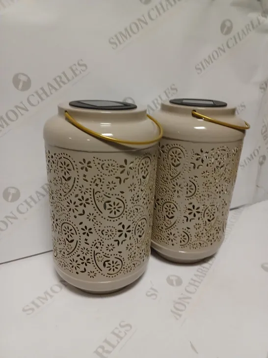 GARDEN REFLECTIONS SET OF 2 PATTERNED SOLAR LANTERNS, PAISLEY