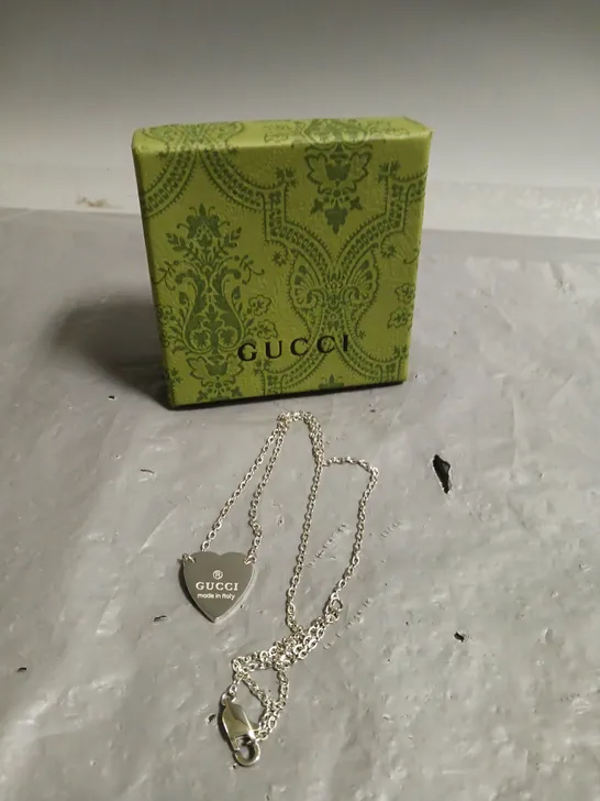 GUCCI TRADEMARK HEART SILVER NECKLACE