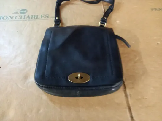 CLARKS LETHER LOOK SHOULDER BAG