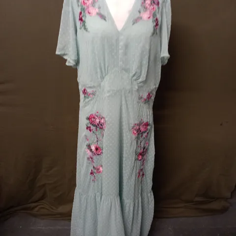 LOVE & ROSES EMBELLISHED DRESS IN MINT - UK 20