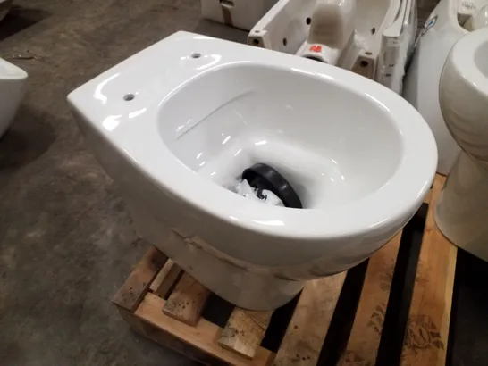 BRAND NEW TOILET PAN 