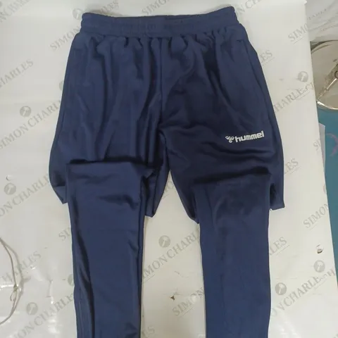 HUMMEL TRACKPANTS IN NAVY BLUE SIZE SMALL