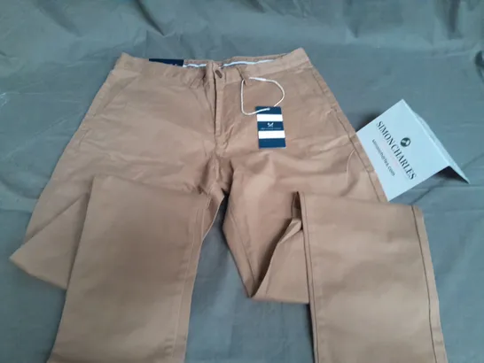 CREW CLOTHING SLIM CHINOS - 32S