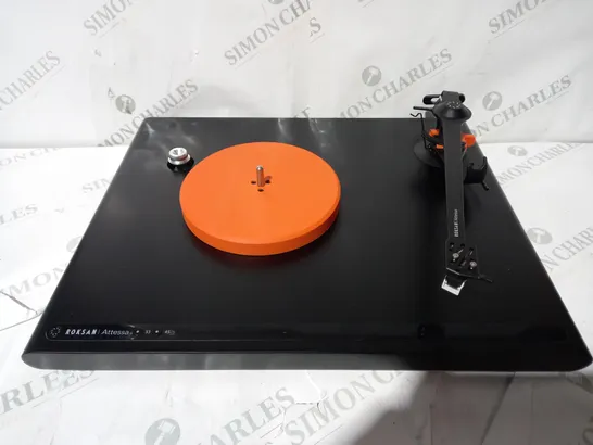 BOXED ROKSAN ATTESSA TURNTABLE IN BLACK