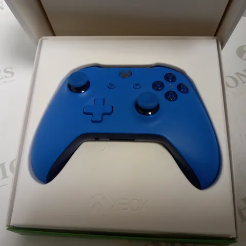 XBOX WIRELESS CONTROLLER - ULTRA BLUE