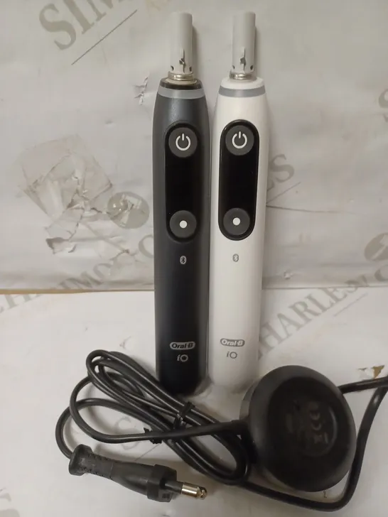 ORAL-B IO8 - ELECTRIC TOOTHBRUSH 