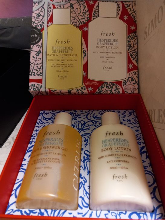 FRESH - HESPERIDES GRAPEFRUIT BATH & SHOWER GEL AND BODY LOTION