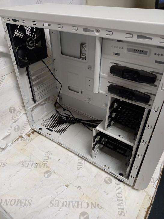 WHITE PC CASE