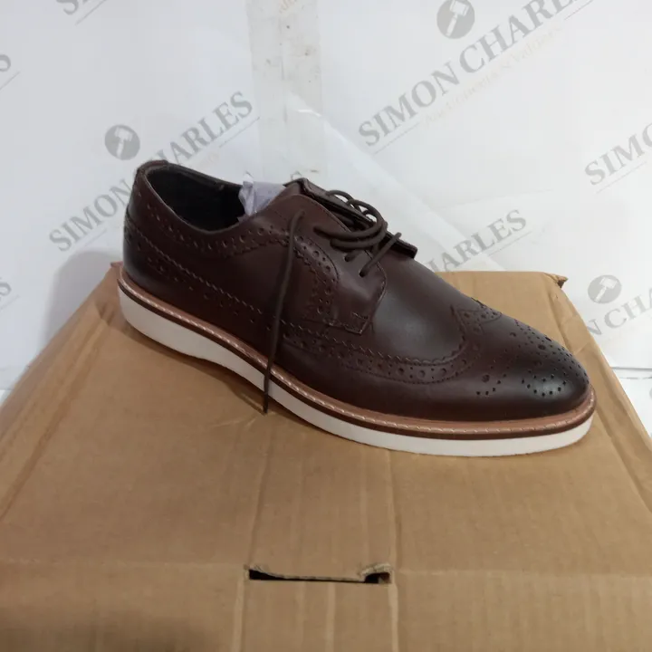 MEN'S ASOS SHOES IN BROWN SIZE UK 8 4424264Simon Charles Auctioneers