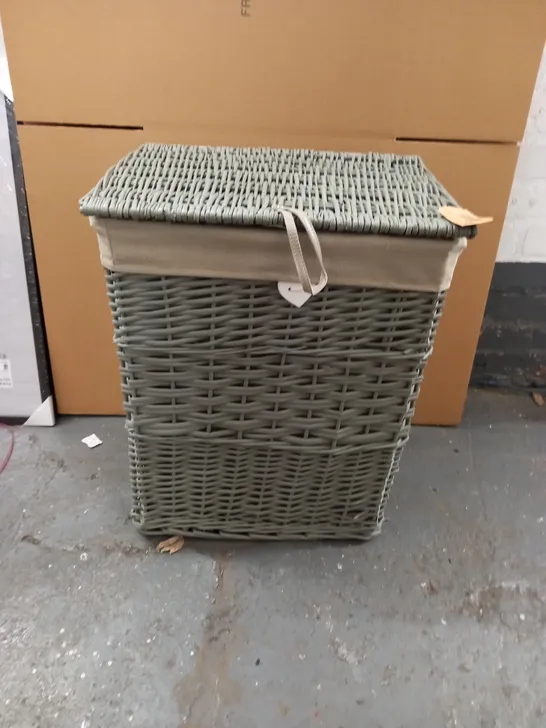 GREEN LEAVES GREY WICKER LAUNDRY BASKET - APPROX 60X45X40CM