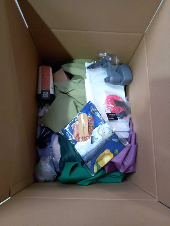 LARGE BOX OF HOUSEHOLD ITEMS TO INCLUDE UNIBOND SILICONE SEALANT,AURELIA LATEX GRIP GLOVES, CIRCULAR&CO. CUP