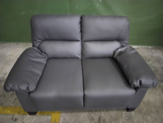 DESIGNER GREY LEATHER 2-SEATER SOFA