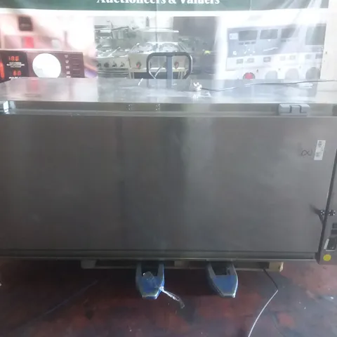 LARGE DISPLAY FRIDGE 