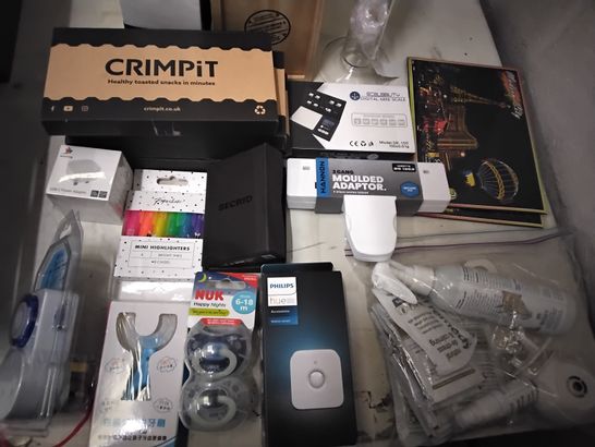 4 CRATES OF ASSORTED HOUSEHOLD ITEMS TO INCLUDE VITAL AMMONIA, PHILIPS HUE MOTION SENSOR AND NOVELTY CUPS