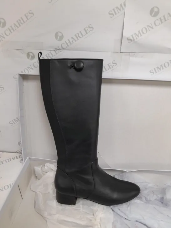 BOXED BDL KNEE HIGH BOOTS BLACK SIZE 5