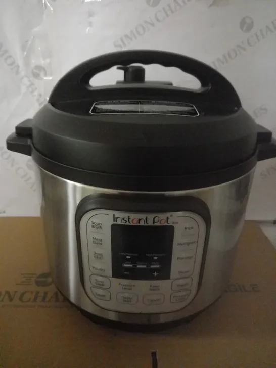 INSTANT POT DUO SMART PRESSURE COOKER