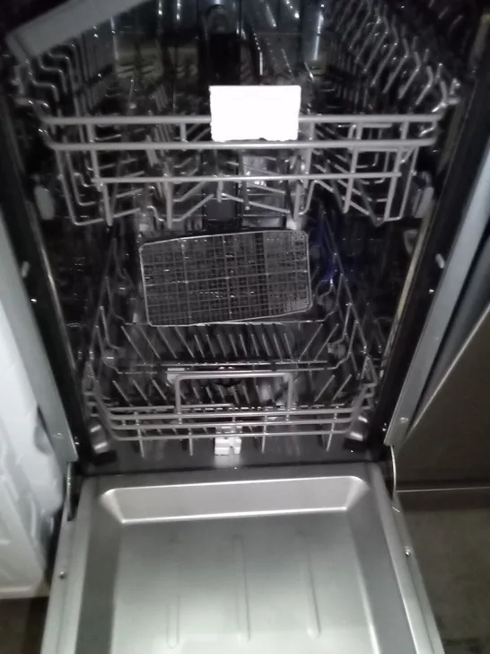 ESSENTIALS SLIM DISHWASHER