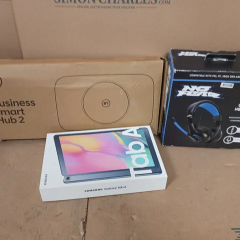 APPROXIMAATELY 7 ASSORTED ITEMS TO INCLUDE SAMSUNG TABLET DISPLAY BOXES NO FEAR  GAMING HEADSET, BT BUSINESS SMART HUB 2, ETC - COLLECTION ONLY