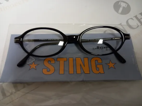 APPROX 9 DERIGO STING GLASSES - BOXED