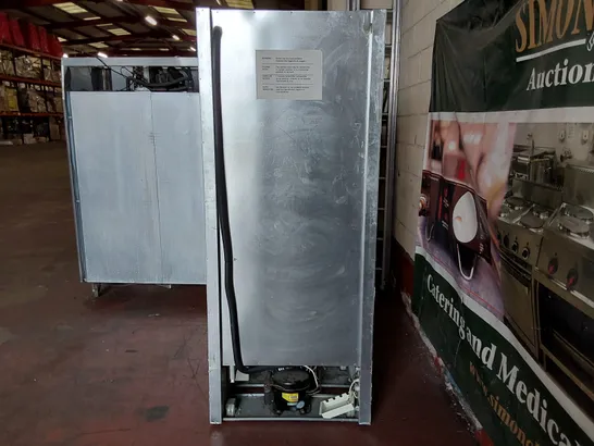 GRAM K625 UPRIGHT FRIDGE