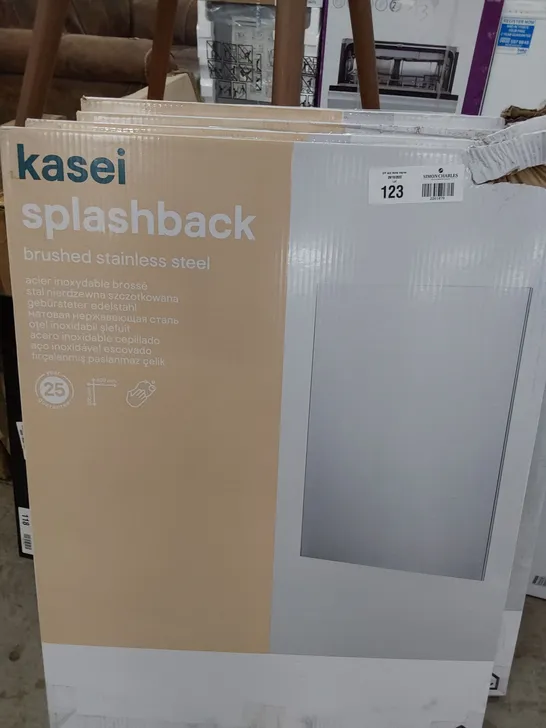 BOXED KASEI BRUSHED STAINLESS STEEL SPLASHBACK 800 × 600