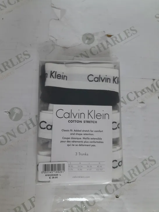 CALVIN KLEIN PACK OF 3 COTTON STRETCH TRUNKS IN WHITE GREY AND BLACK SIZE L