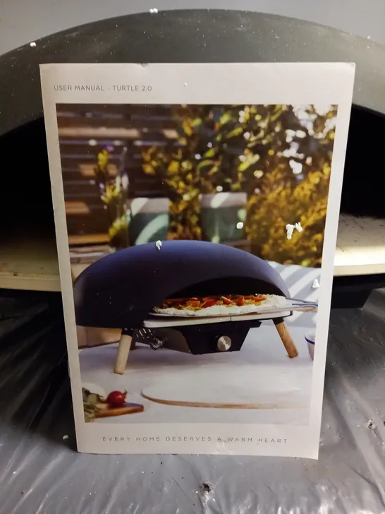 BOXED LE FEU TURTLE 2.0 PIZZA OVEN - COLLECTION ONLY