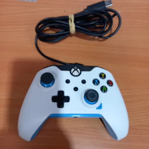 PDP ION WHITE XBOX WIRED CONTROLLER